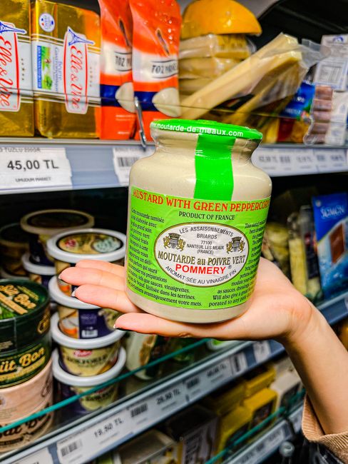 gourmet-supermarket-food-hall-review